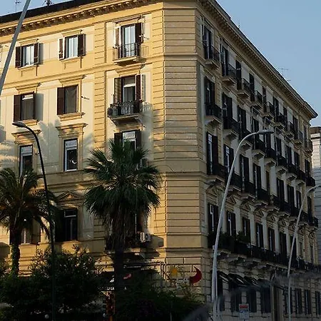 Bed & Breakfast Lungomare & 4*