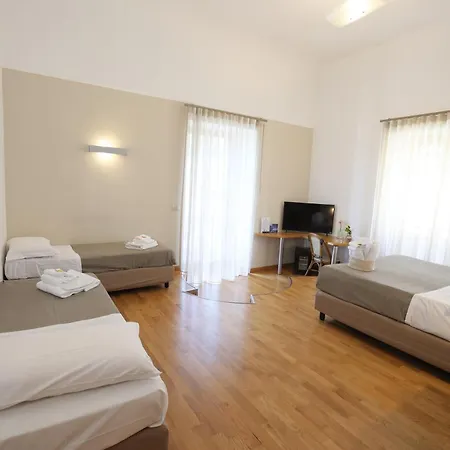 Lungomare & 4* Napoli