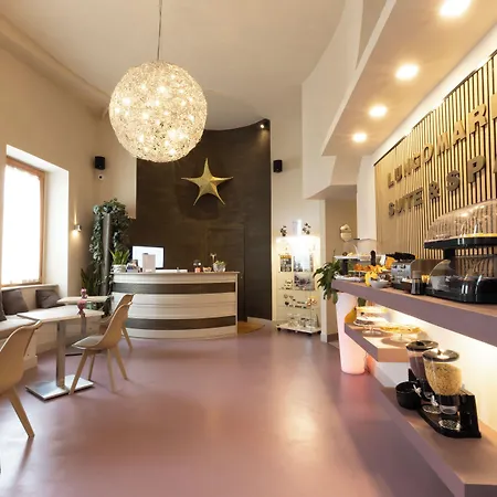 Frühstückspension Lungomare Suite&spa 4*