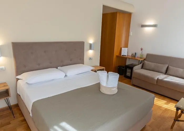 Lungomare & Bed & Breakfast 4*