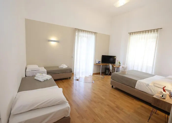 Lungomare & 4* Napoli